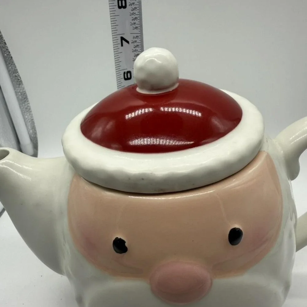 Hallmark Santa Claus Ceramic Teapot Christmas Holiday Red Hat Lid Microwave Safe